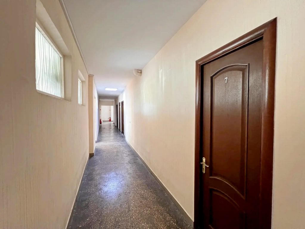 Ялта. пгт. Гаспра. Южнобережное шоссе 11В